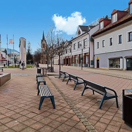 The Square & Cozy Dolny Kubin