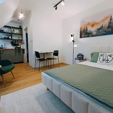 Apartment The Square & Cozy