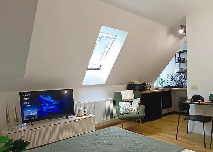 The Square & Cozy Appartement Dolny Kubin