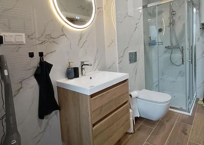 The Square & Cozy Apartment *